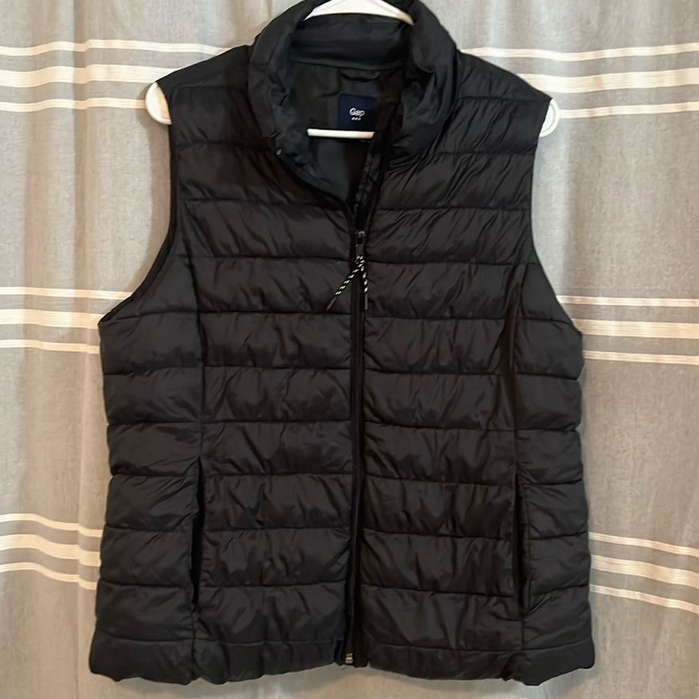 Gap Puffer Vest